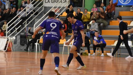 Los jugadores del Full Energía Zaragoza celebran un gol de esta temporada.