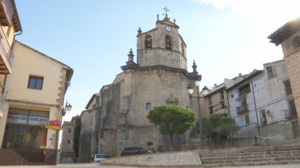 La Guardia Civil lleva a cabo una operación antidroga en Fuentespalda.