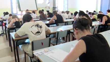 Alumnos de Huesca realizan la pasada EvAU.