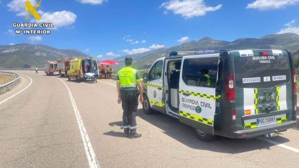 El accidente se ha producido en la N-330 a su paso por Nueno. | Guardia Civil