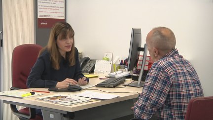 El Gobierno de Aragón invertirá 4,3 millones de euros en un programa de formación e inserción laboral del Inaem para mayores de 52 años.