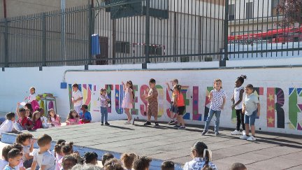 Fiesta de fin de curso en el CEIP Ramiro Soláns, en Zaragoza.