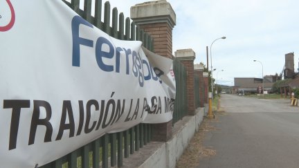 Huelga de 24 horas en Ferroatlántica, Monzón./ Aragón TV