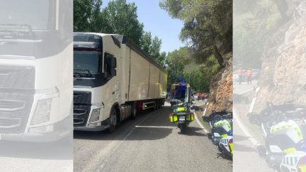 El conductor de la motocicleta ha sido trasladado al Hospital Obispo Polanco de Teruel. / Guardia Civil