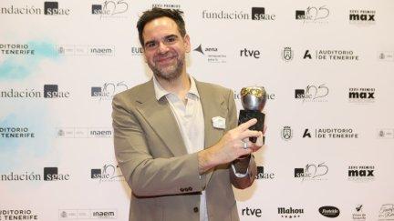 Jorge Usón, tras recibir un nuevo premio Max. / Premios Max
