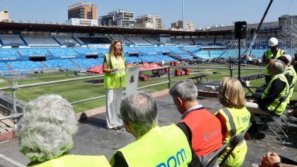 La alcaldesa de Zaragoza y el presidente de Aragón han presentado el inicio de las obras de la nueva Romareda. / Ayuntamiento de Zaragoza