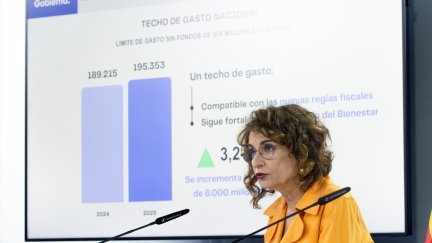 La ministra de Hacienda durante la rueda de prensa tras el Consejo de Ministros. / Europa Press. Eduardo Parra