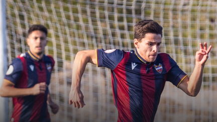 Joel Febas durante un encuentro. Foto: Levante UD.