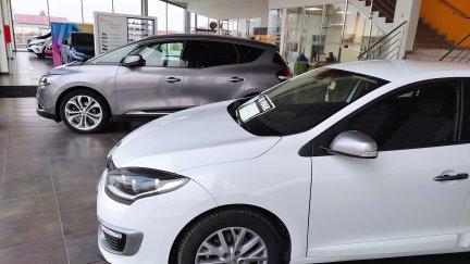 Las ventas de vehículos eléctricos suponen solo el 5% del total en España. / Europa Press