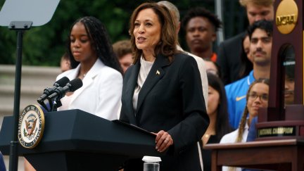 Kamala Harris durante un acto este lunes en Washington DC. / EFE. EPA. Will Oliver