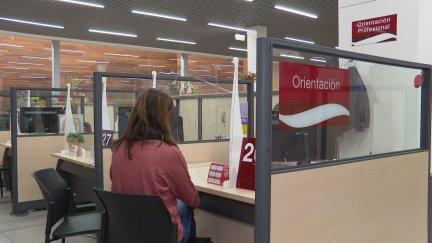 Oficina del Inaem. / Aragón TV