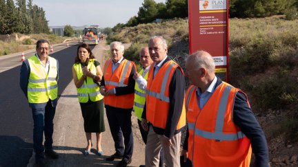 El presidente Azcón visita el inicio de las obras del PEC. / Gobierno de Aragón
