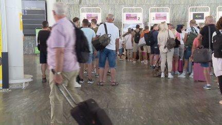 180 pasajeros se quedaron en tierra este martes por segunda vez en menos de una semana. / Aragón TV
