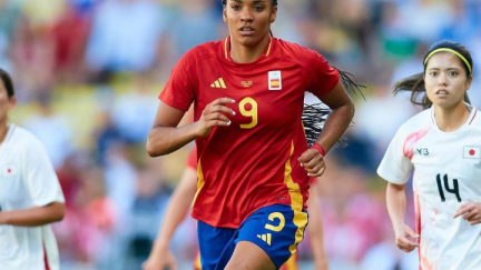 Salma Paralluelo durante el encuentro ante Japón. Foto: X de Salma Paralluelo.