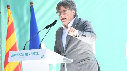 El expresidente de la Generalitat de Catalunya, Carles Puigdemont, en un acto este sábado en Amélie-les-Bains-Palalda (Francia). / Europa Press