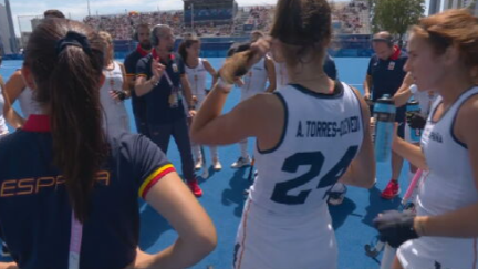 Begoña García, junto a sus compañeras