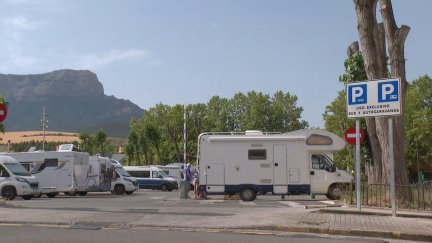Un parking de autocaravanas. / Aragón TV