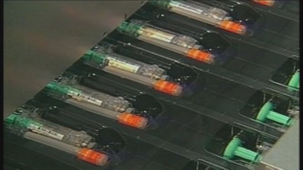 Un modelo de jeringuilla subcutánea utilizada en el tratamiento para el cáncer. / Aragón Tv
