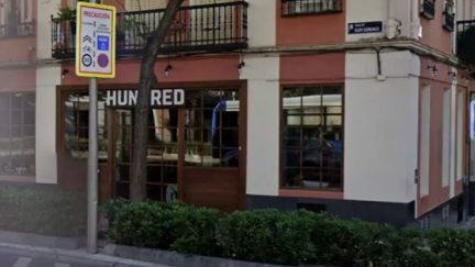 Al menos 13 intoxicados por salmonelosis tras comer hamburguesas en mal estado en locales de Madrid. / Google Maps