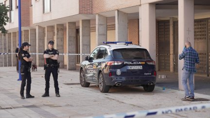 Un dispositivo policial en el lugar donde han ocurrido los hechos. / Europa Press