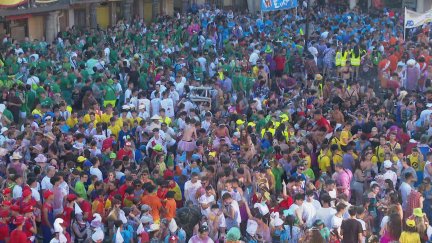 El chupinazo de las fiestas de San Roque de Calatayud congregó a más de 6.000 personas. / Aragón TV