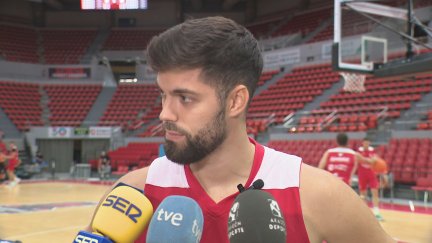 Santi Yusta, durante su comparecencia ante los medios.