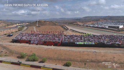 Afluencia de público en las pruebas clasificatorias del Mundial de MotoGP./ Aragón TV