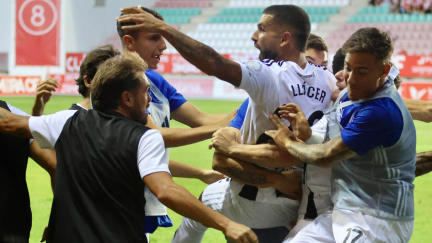 El equipo celebra el gol de Llácer en Zamora
