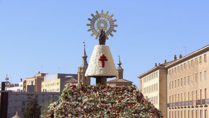 Se prevé que la Ofrenda de este año dure 17 horas. / Aragón TV