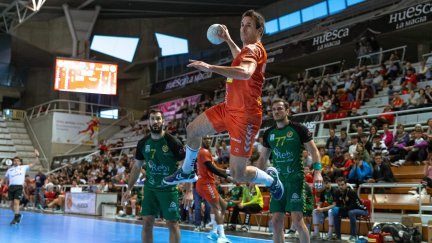 Un momento del partido ante el Ciudad Encantada