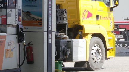El abaratamiento de los carburantes ha influido en la bajada del IPC. / Aragón TV