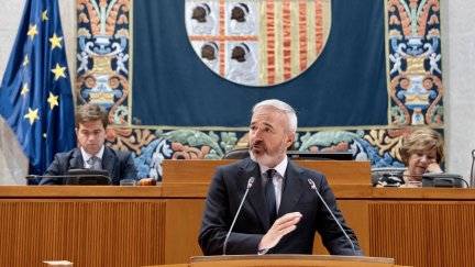 Jorge Azcón durante su comparecencia en las Cortes de Aragón. / Aragón TV. Fabián Simón