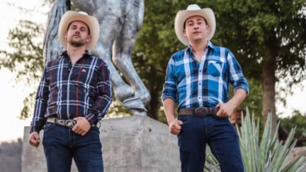 José Antonio Gil (izquierda) y Juan Rodrigo (derecha) han crecido y se han formado juntos y ahora tienen su propio grupo, 'PuroDobleJ'. / 'PuroDobleJ'