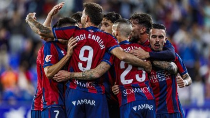 El equipo celebra un gol ante el Córdoba