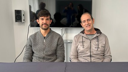 Dani Arguillas y el técnico José Francisco Nolasco, en la rueda de prensa previa.