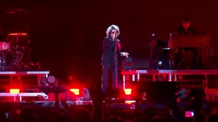 Enrique Bunbury durante su último concierto en Zaragoza. / Aragón Tv