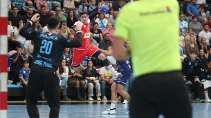 Foto: Cangas - Bada Huesca
