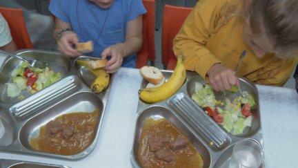 Calculan que más de 1.700 alumnos se beneficiarán de estas cocinas el próximo curso. / Aragón TV