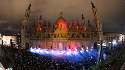 45.000 personas han asistido al espectáculo en la plaza del Pilar de Zaragoza. (Daniel Marcos/ Ayuntamiento de Zaragoza)