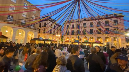 La feria se ha celebrado en la plaza López Allúe. | Ayuntamiento de Huesca