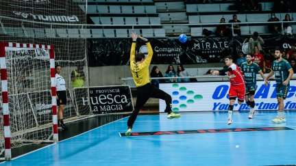 Foto Bada Huesca del partido ante Bm Nava