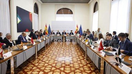 Reunión del Comité Preparatorio de la Conferencia de Presidentes autonómicos, que preside el ministro de Política Territorial, Ángel Víctor Torres, este lunes en Madrid. / EFE. J.J.Guillen