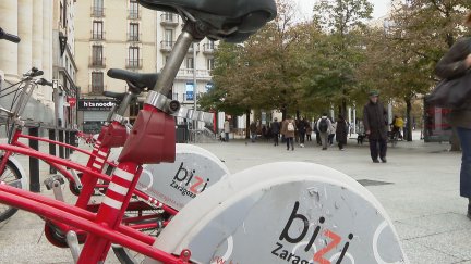 Las bicis se retirarán progresivamente y se donarán a países del tercer mundo. / Aragón TV