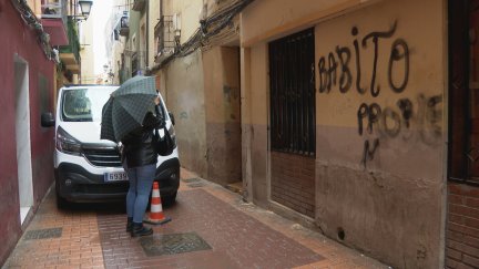 Número 42 de la calle Cerezo este miércoles. / Aragón TV
