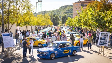 El Club Circuito Guadalope reúne vehículos clásicos y de competición en Alcañiz