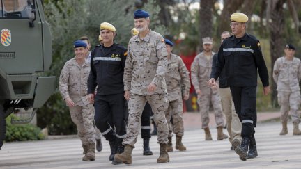 El Rey a su llegada a la base valenciana de Betera. / Efe