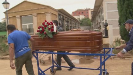 La localidad valenciana de Catarroja trabaja en recuperar la normalidad con el esfuerzo de todos. / Aragón TV