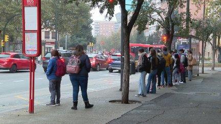 Los servicios mínimos en la capital aragonesa son de casi un 60%. / Aragón TV