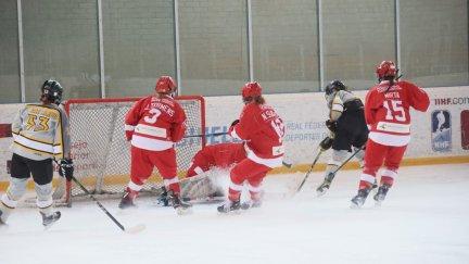Un partido del equipo femenino sénior del Club Hielo Jaca