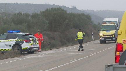 Lugar del accidente en la A-124 a la altura de Zuera (Zaragoza). / Aragón TV